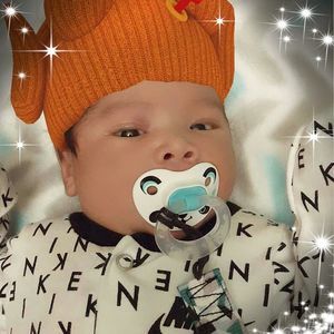 Meet your Posher, Raquel